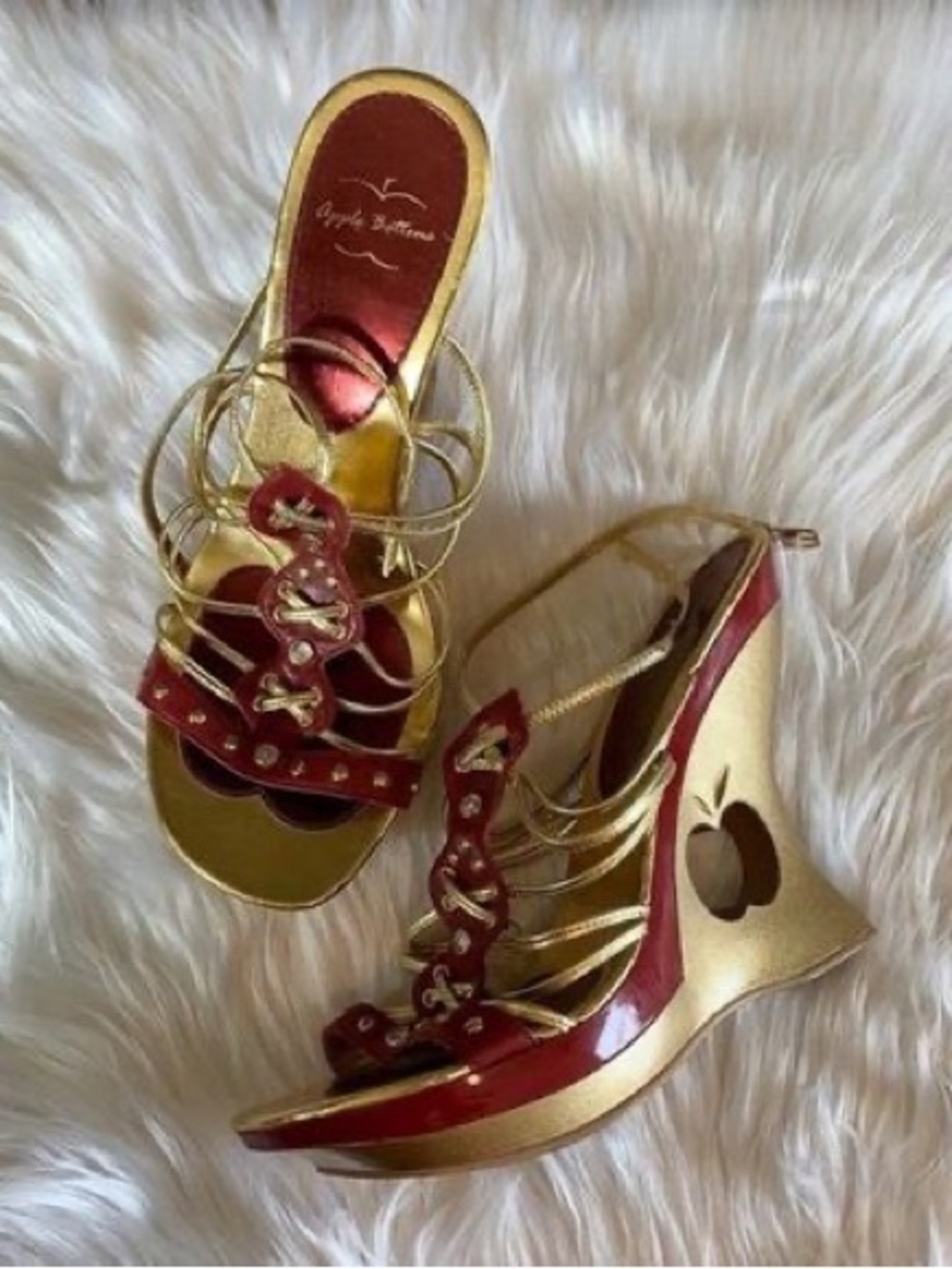 Apple bottom heels/pumps/wedges